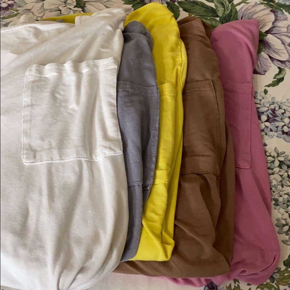 ✨Bundle of FIVE Allegrace tops! ✨